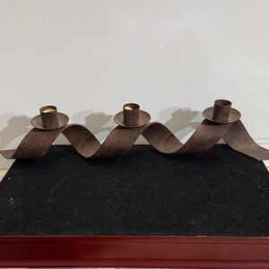 Elegant Vintage Rustic Metal Candle Holder three-candle metal candelabra